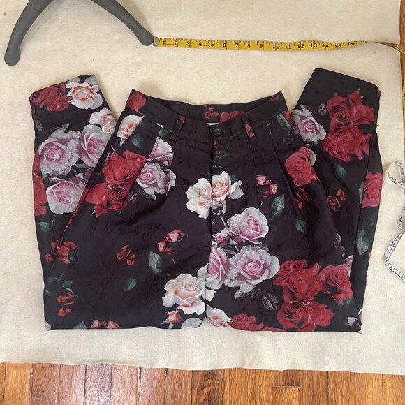 Free People Iris high-rise black jacquard floral balloon pant, size 4 - Picture 5 of 12